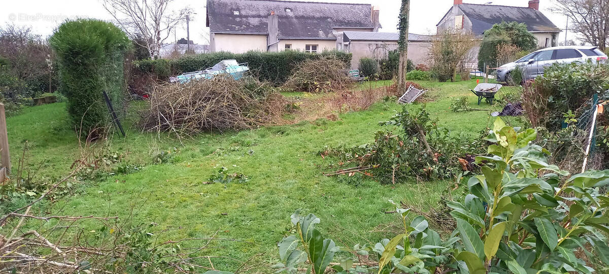 Terrain à CHATEAUBRIANT