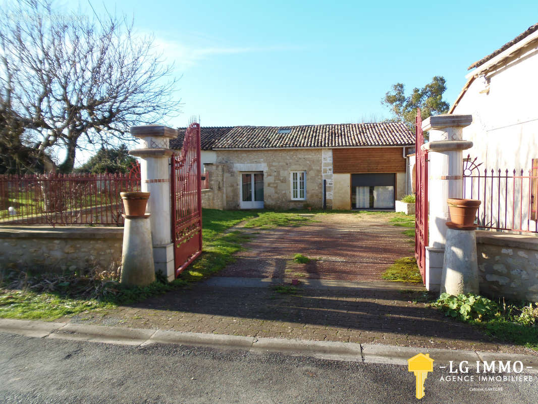 Maison à FLOIRAC