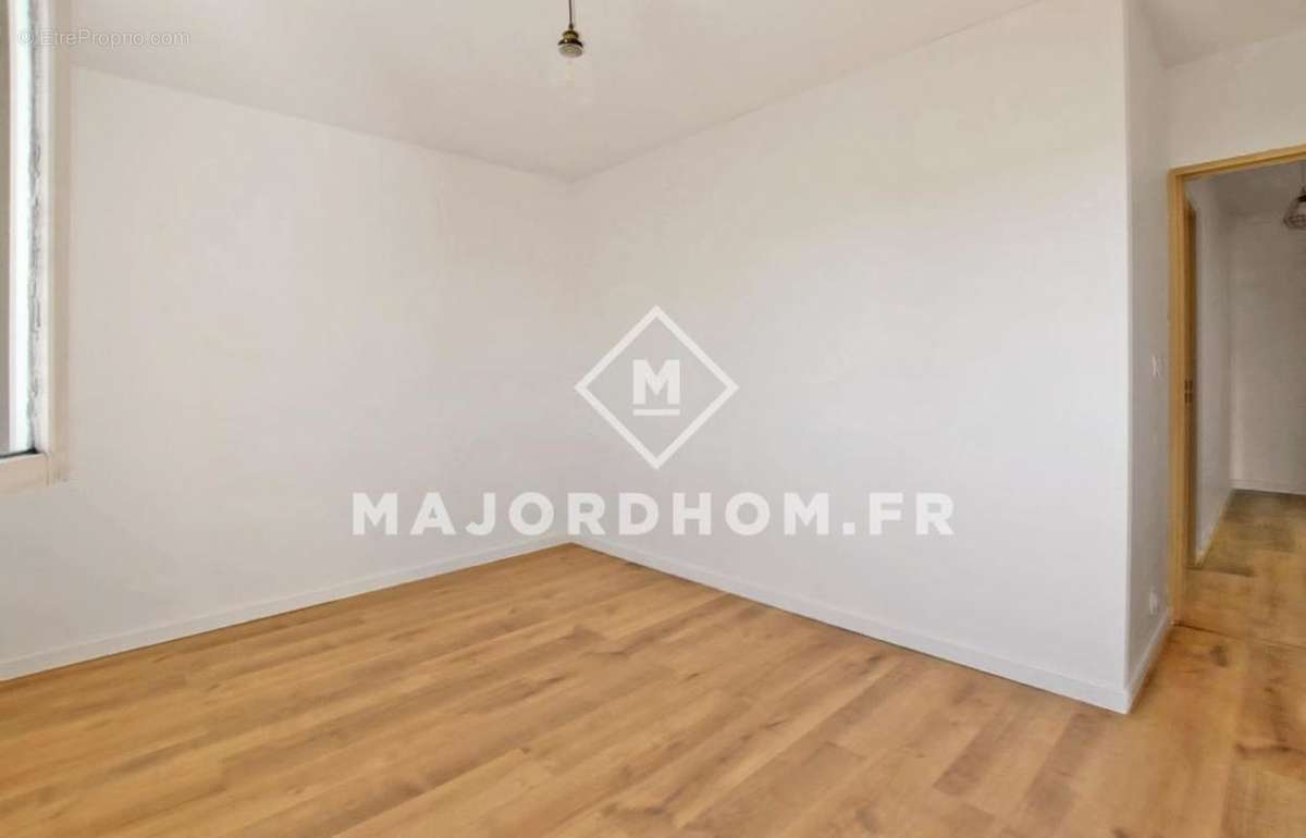 Appartement à MARSEILLE-12E