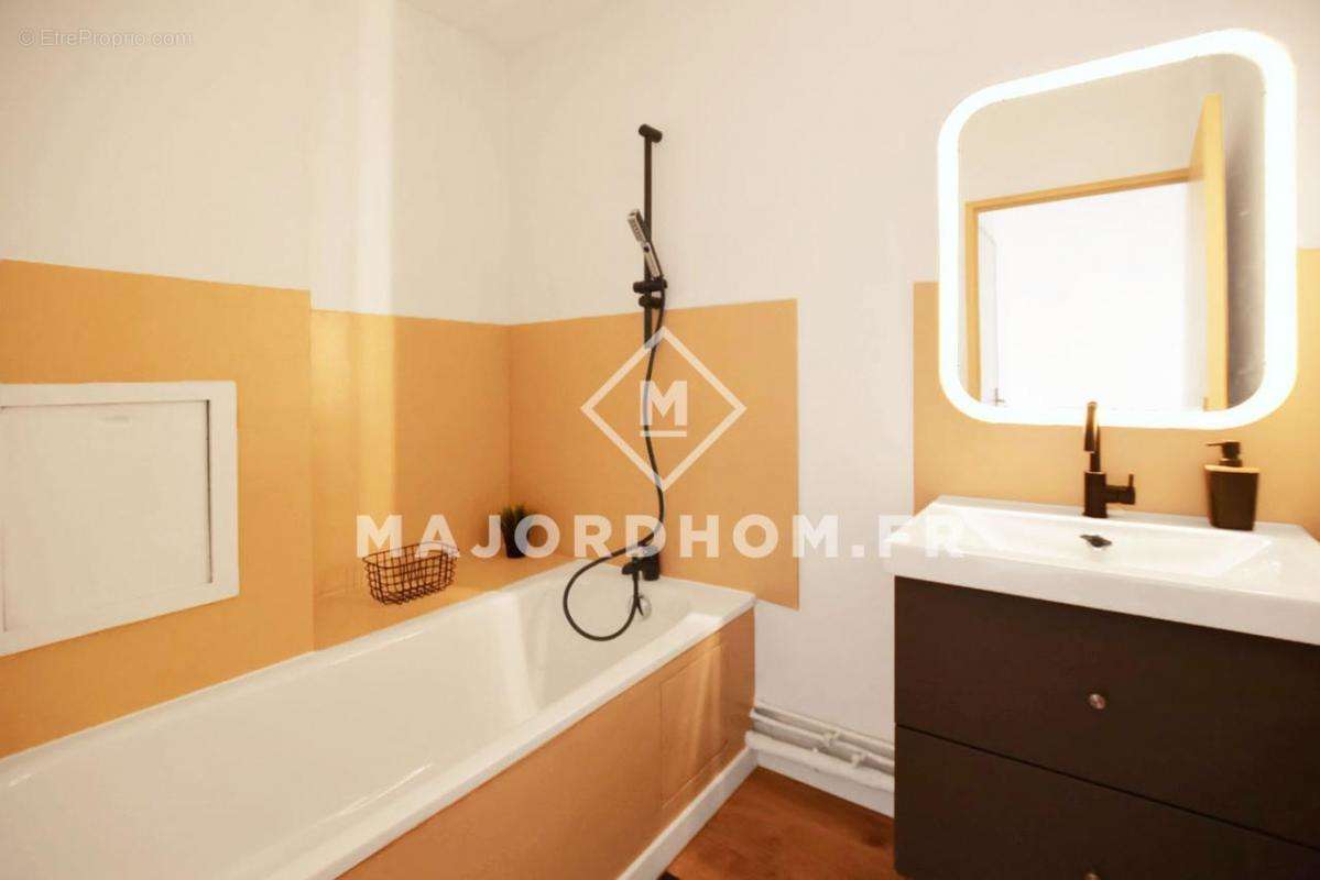 Appartement à MARSEILLE-12E