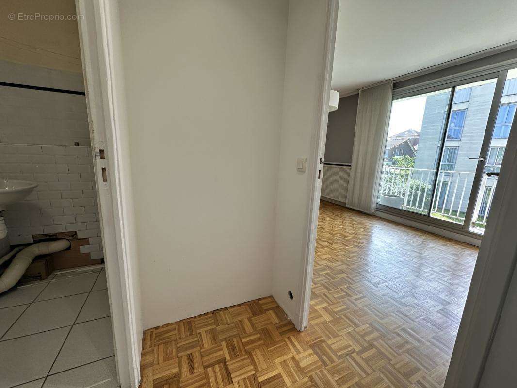 Appartement à COLOMBES