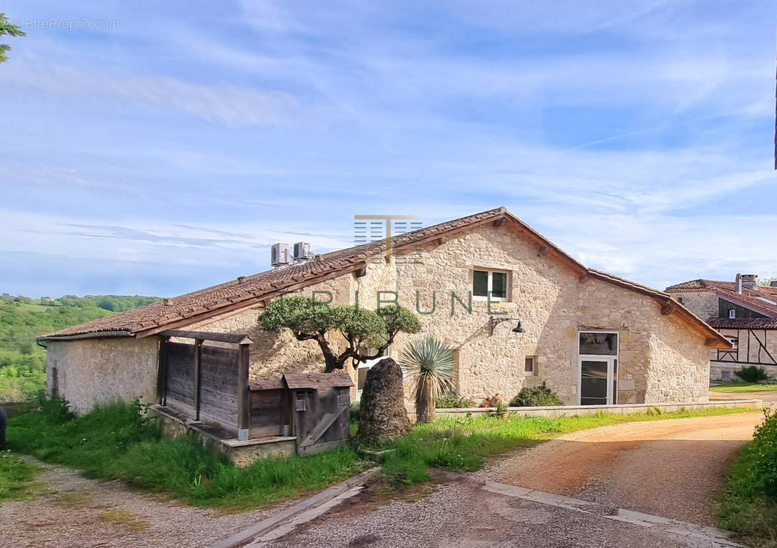 Maison à CLERMONT-DESSOUS