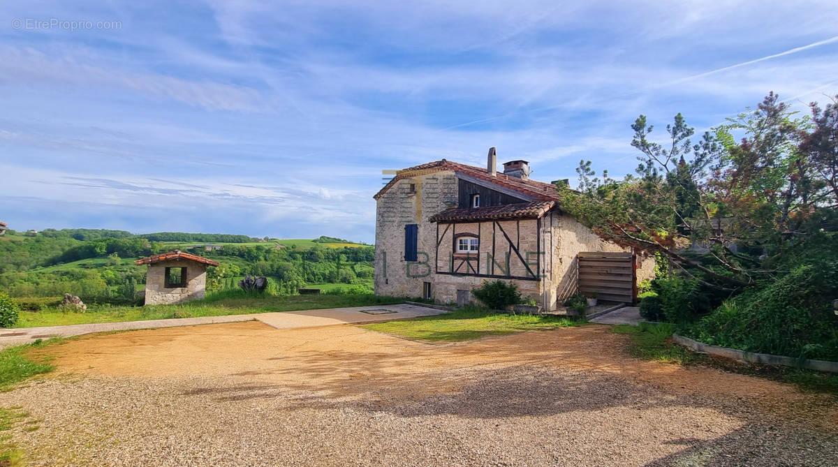 Maison à CLERMONT-DESSOUS