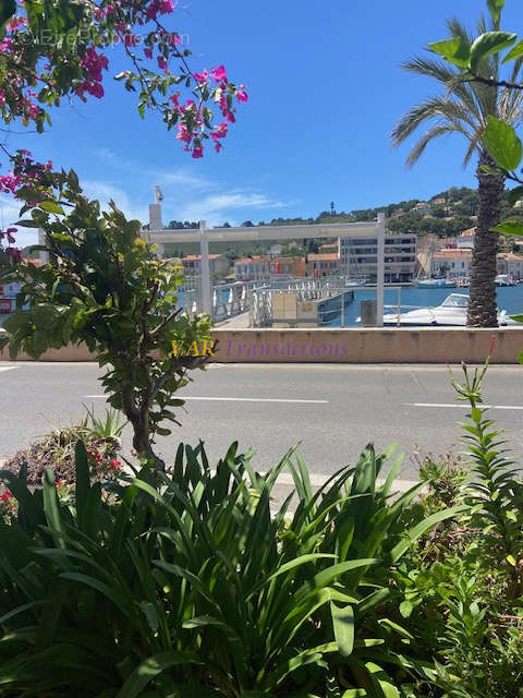 Appartement à SAINT-MANDRIER-SUR-MER