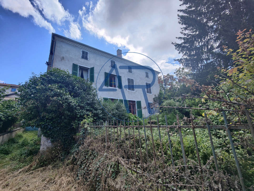 Maison à PAULHAGUET