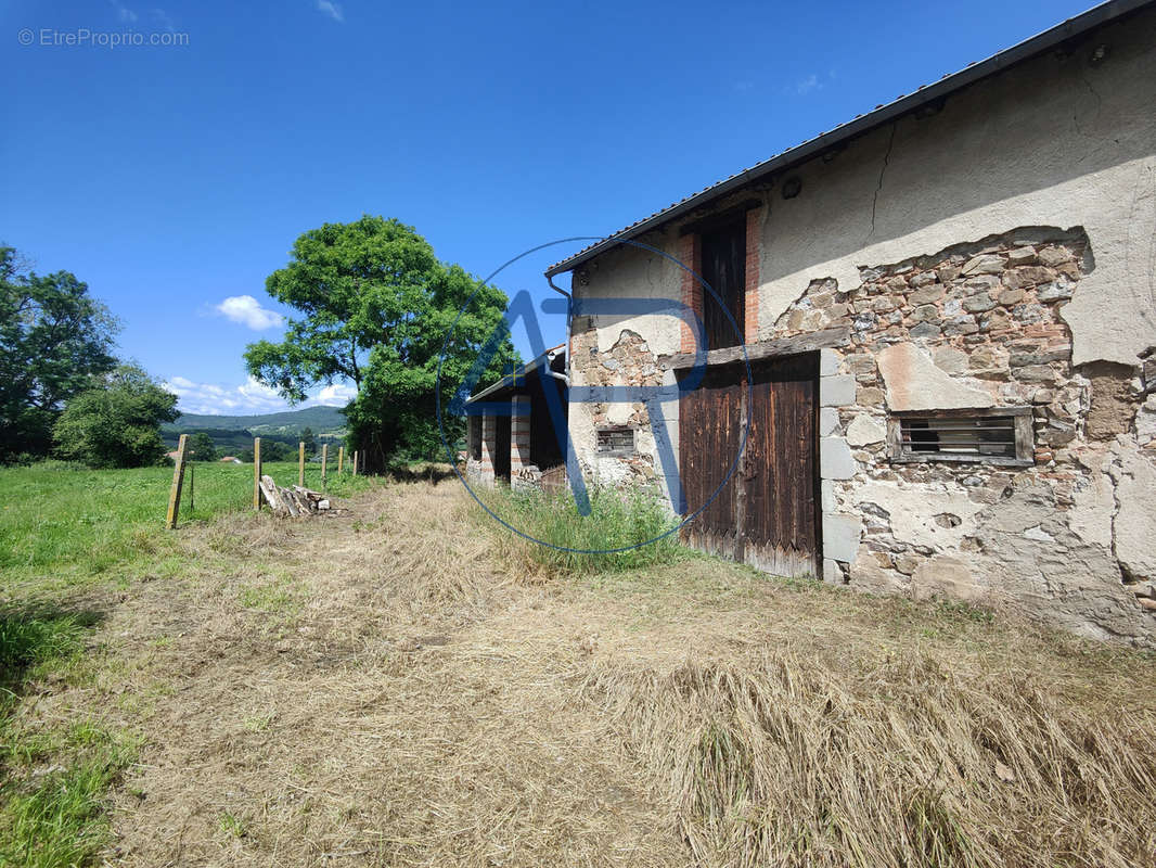 Maison à PAULHAGUET