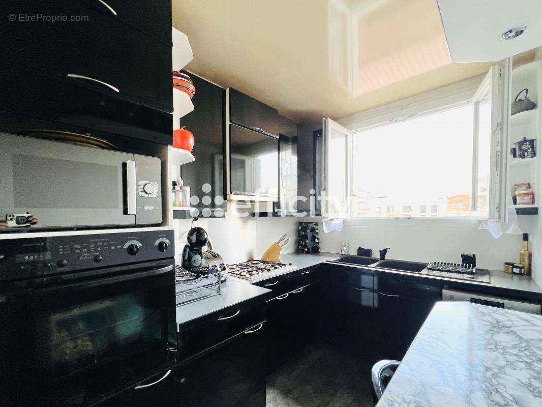 Appartement à MONTROUGE