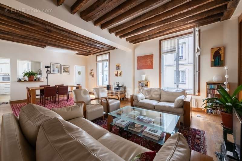 Appartement à PARIS-10E