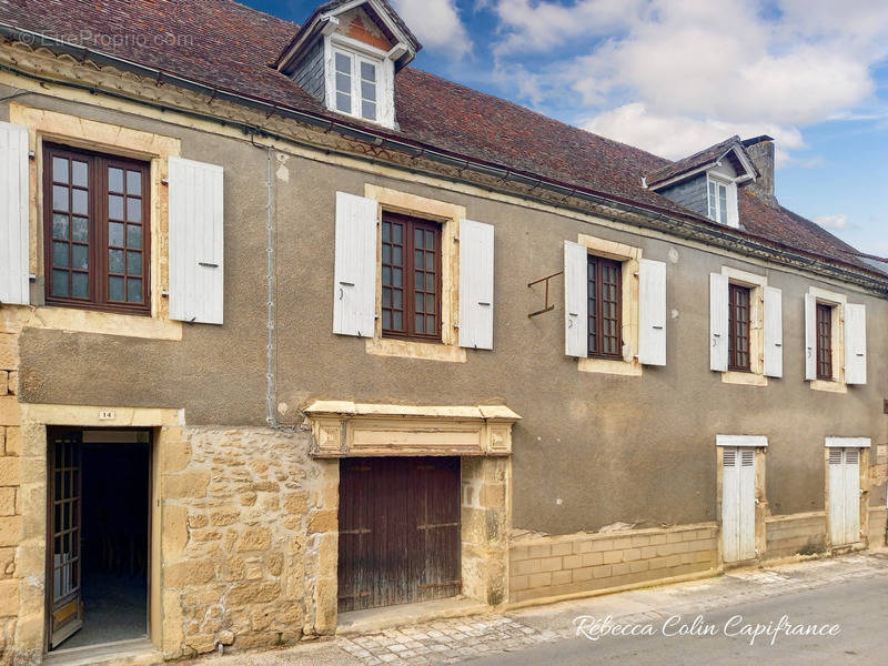 Maison à AURIAC-DU-PERIGORD