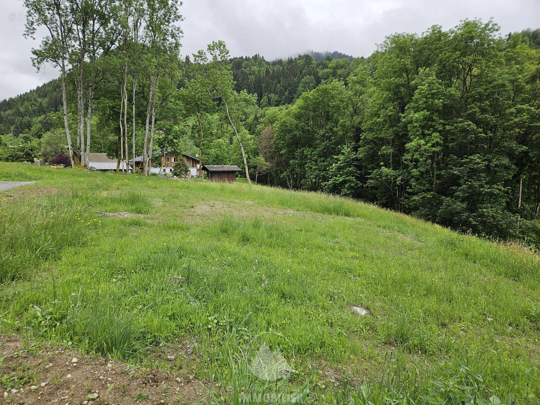 Terrain à SAINT-GERVAIS-LES-BAINS