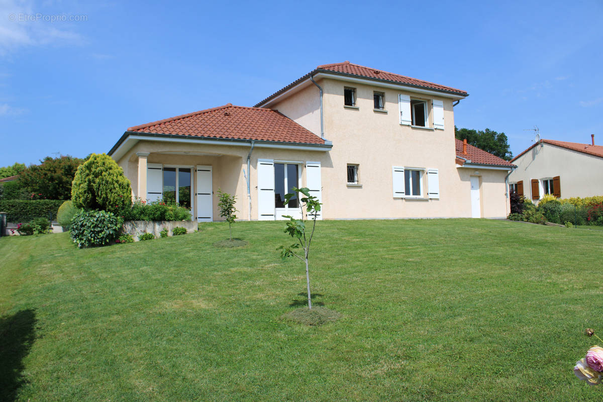 Maison à BELLERIVE-SUR-ALLIER