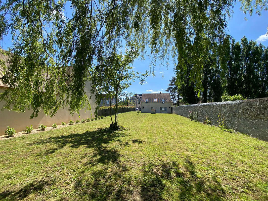 Maison à ARNOUVILLE-LES-MANTES