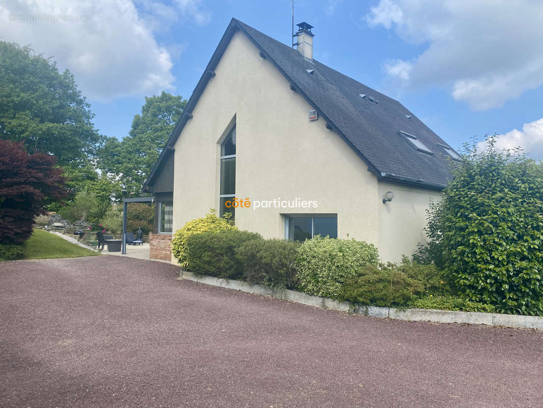 Maison à SAINT-JEAN-DES-BAISANTS