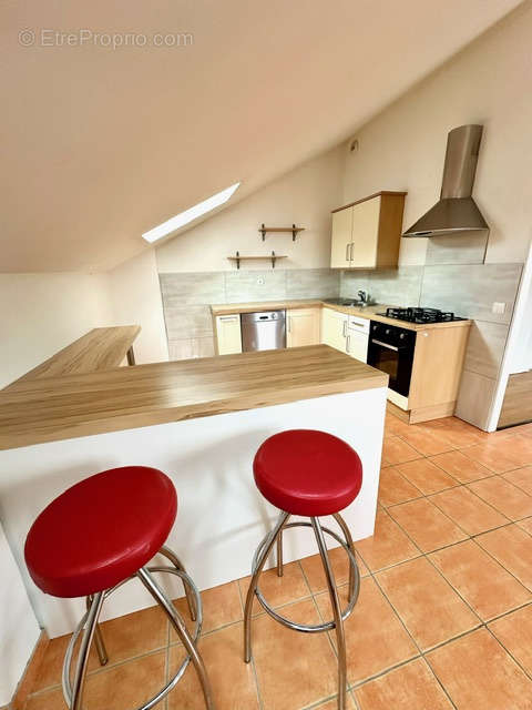 Appartement à POUGNY