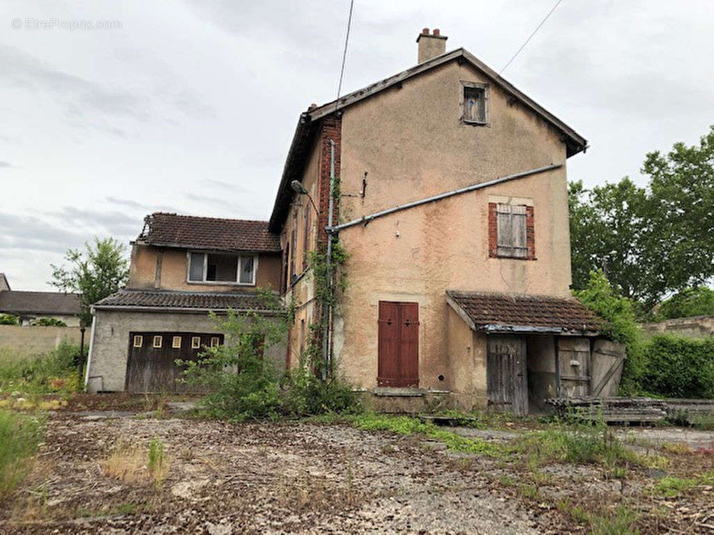 Terrain à EPERNAY