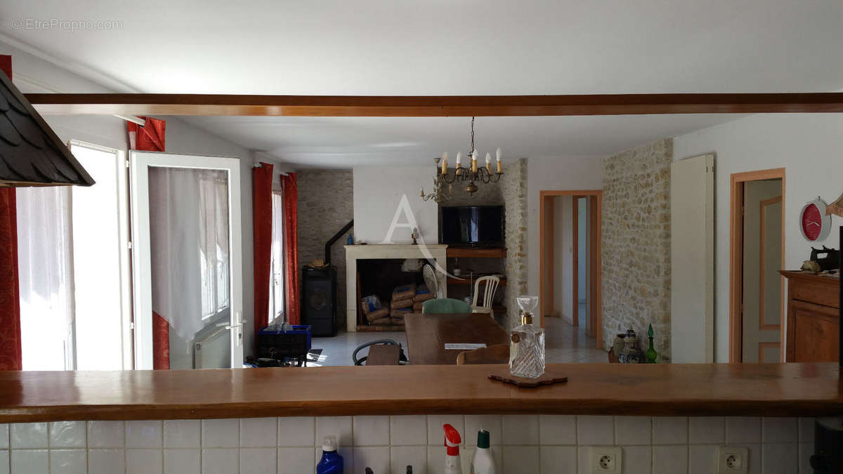 Appartement à CHANIERS