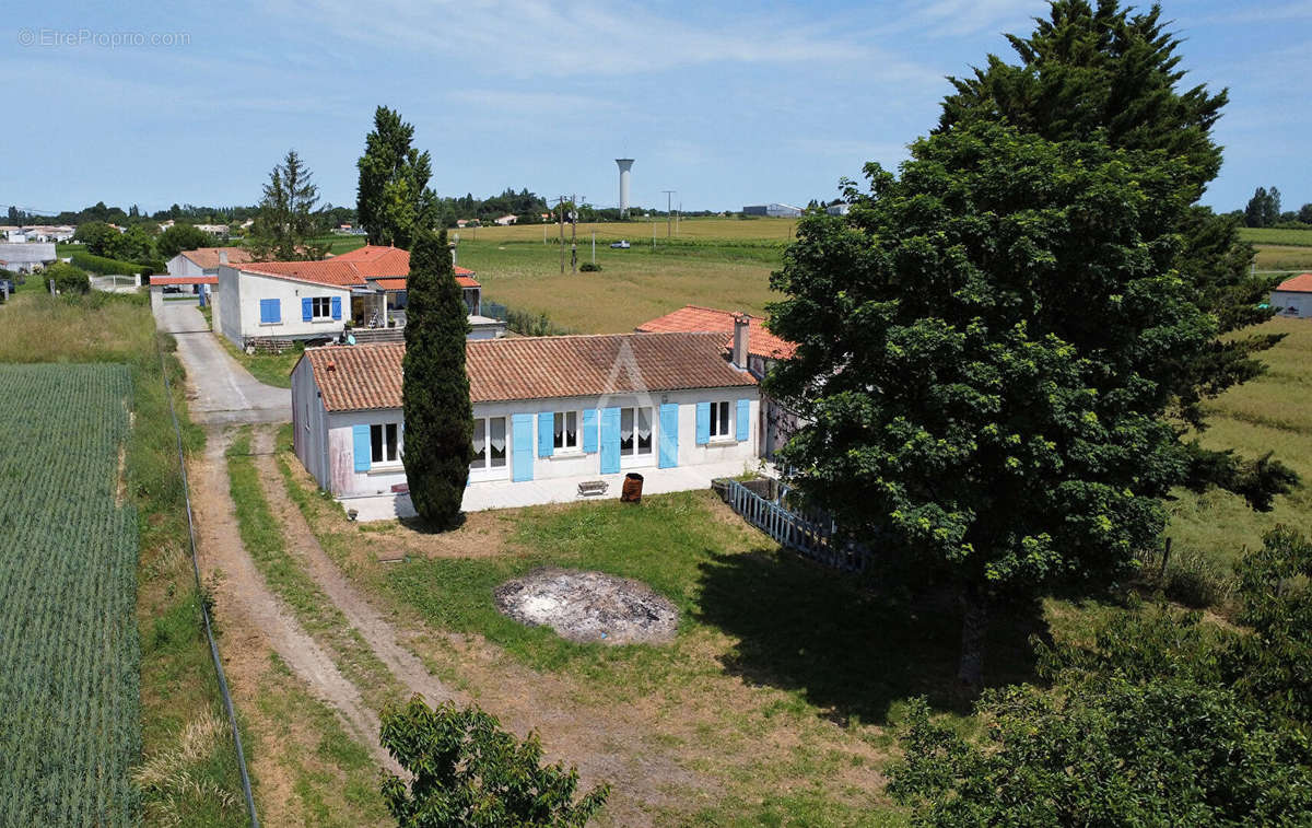 Appartement à CHANIERS