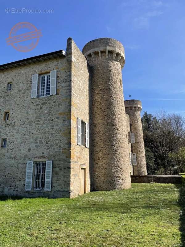 Appartement à CHARLY