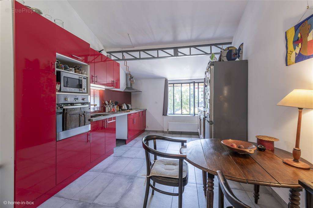 Appartement à NEUILLY-PLAISANCE