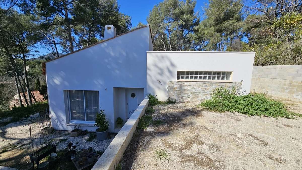 Maison à AUBAGNE