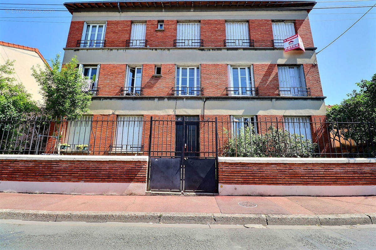 Appartement à LA COURNEUVE