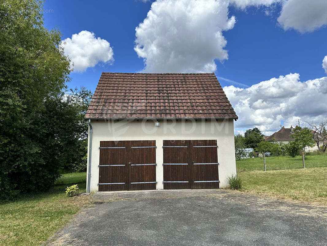 Maison à COSNE-COURS-SUR-LOIRE