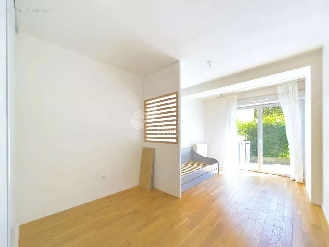 Appartement à IVRY-SUR-SEINE