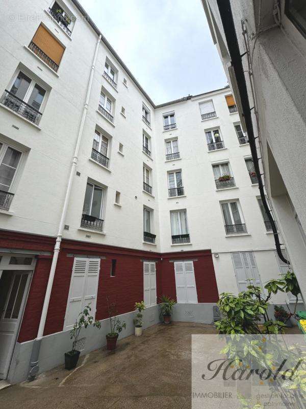 Appartement à PARIS-15E