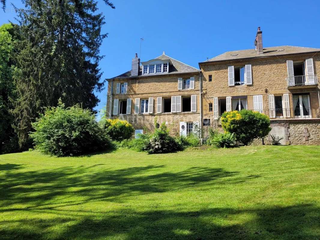 Maison à CHARLEVILLE-MEZIERES