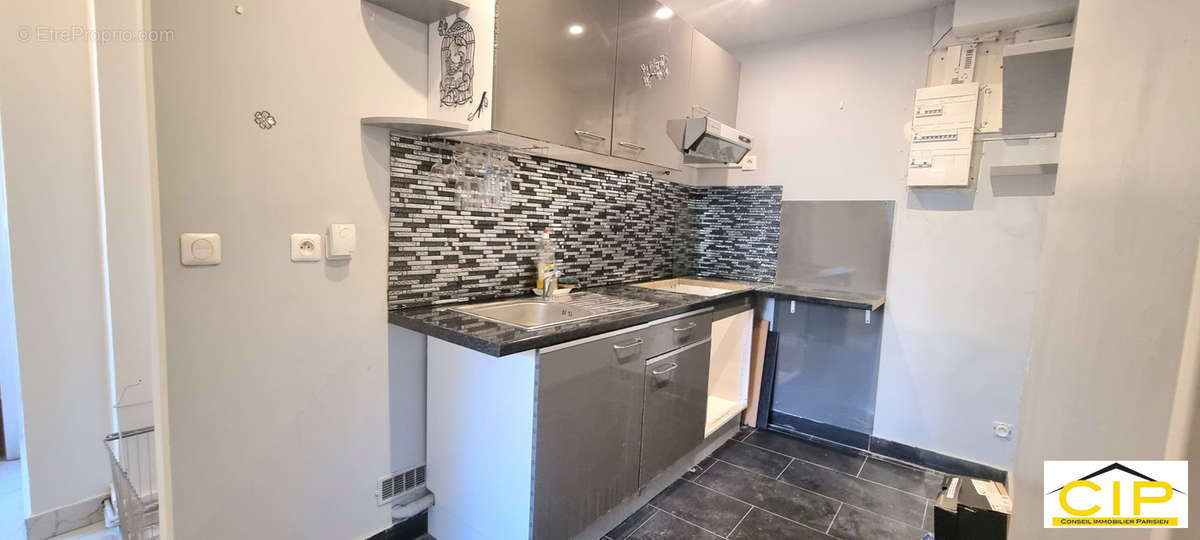 Appartement à PARIS-19E