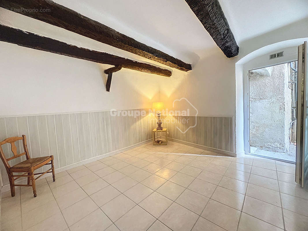 Appartement à FAYENCE