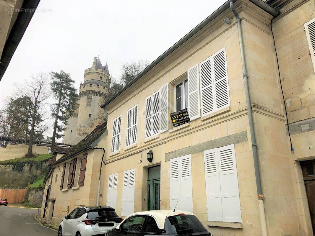 Maison à PIERREFONDS