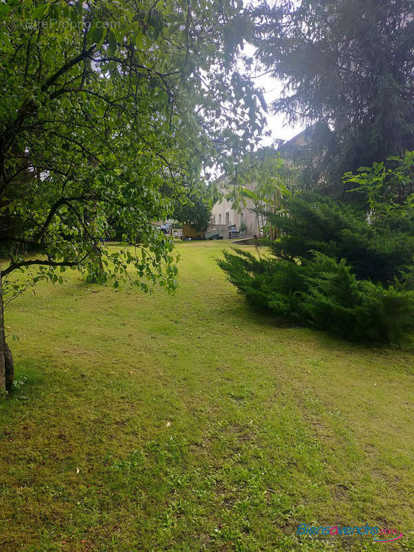 Maison à MONTMORILLON