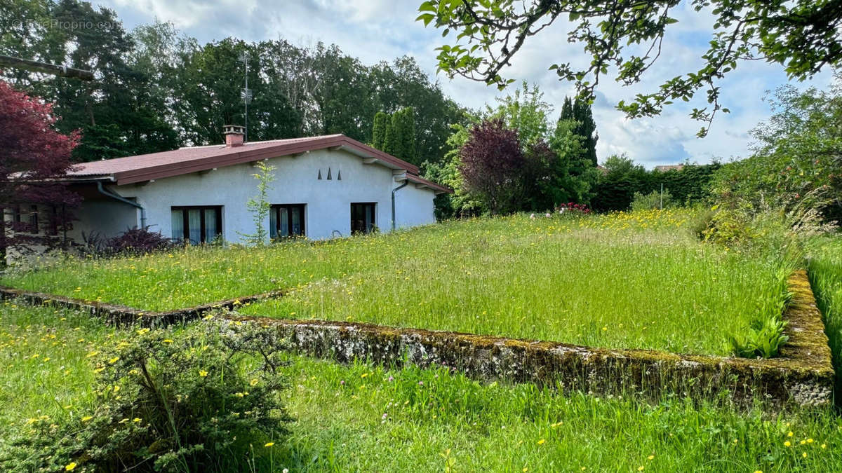 Maison à GOLBEY