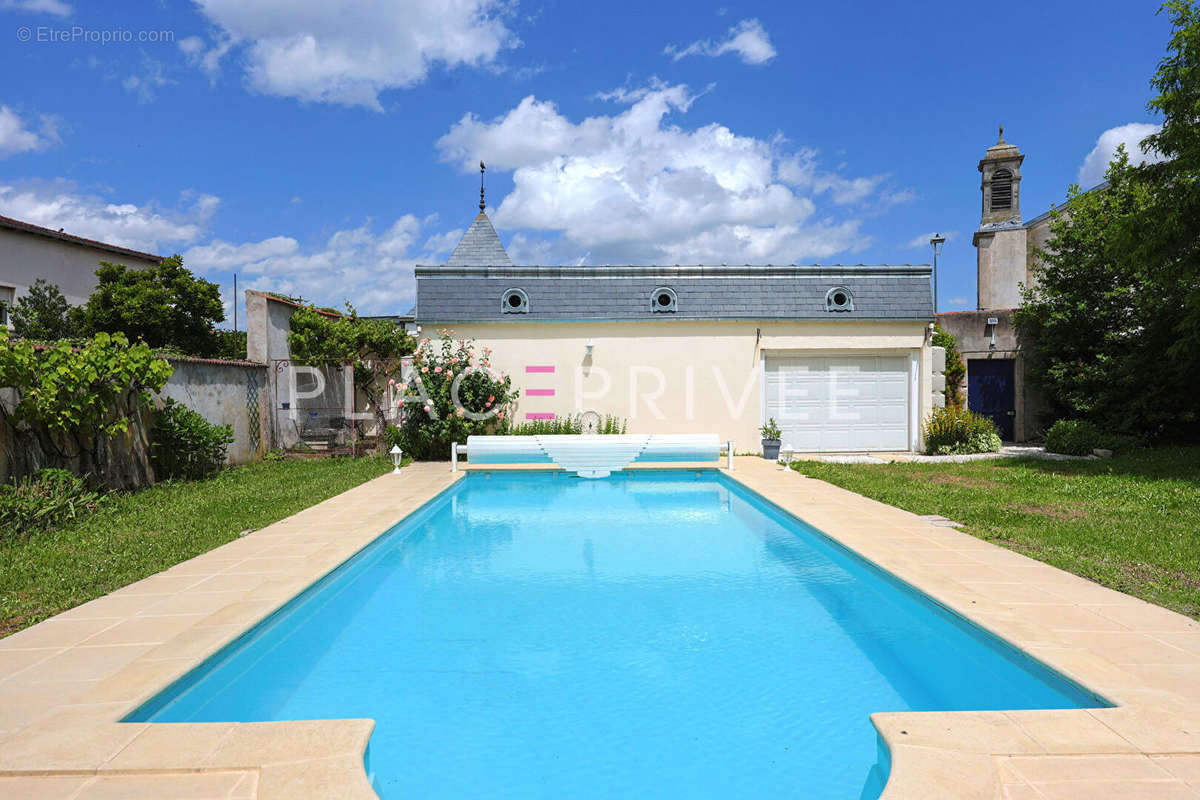 Maison à ROSIERES-AUX-SALINES