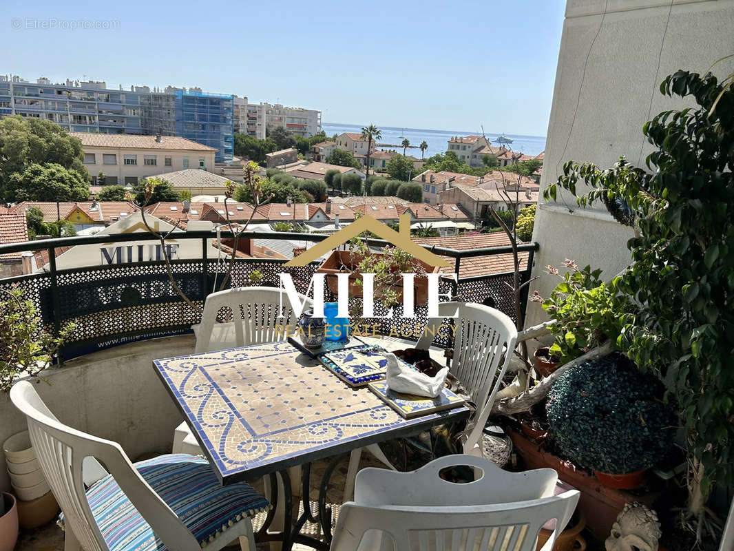 Appartement à CAGNES-SUR-MER