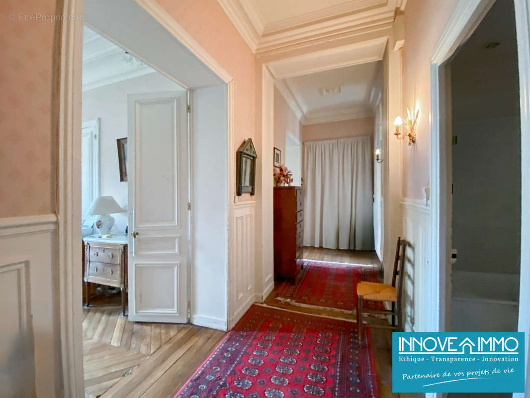 Appartement à VERSAILLES