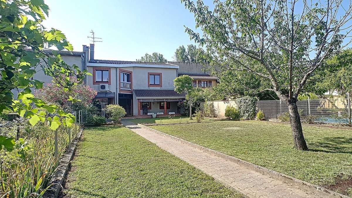 Maison à ROQUES