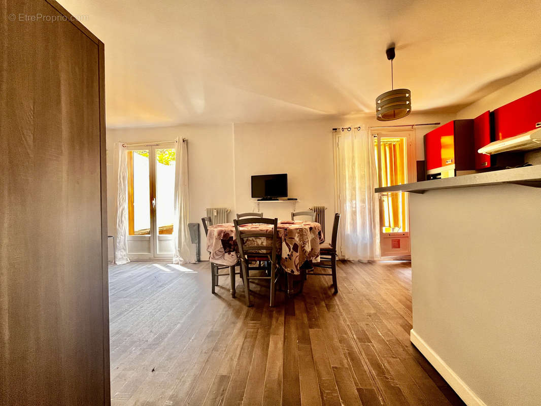 Appartement à ROQUEBRUNE-CAP-MARTIN