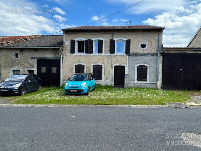 Maison à COMMERCY