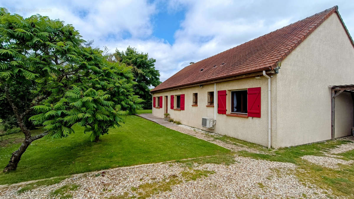 Maison à BEAUMONT-LE-ROGER