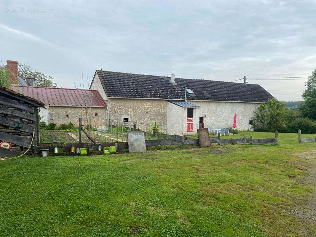 Maison à OULCHES