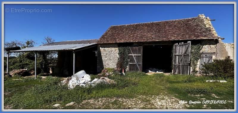 Maison à SAINT-PIERRE-DE-MAILLE