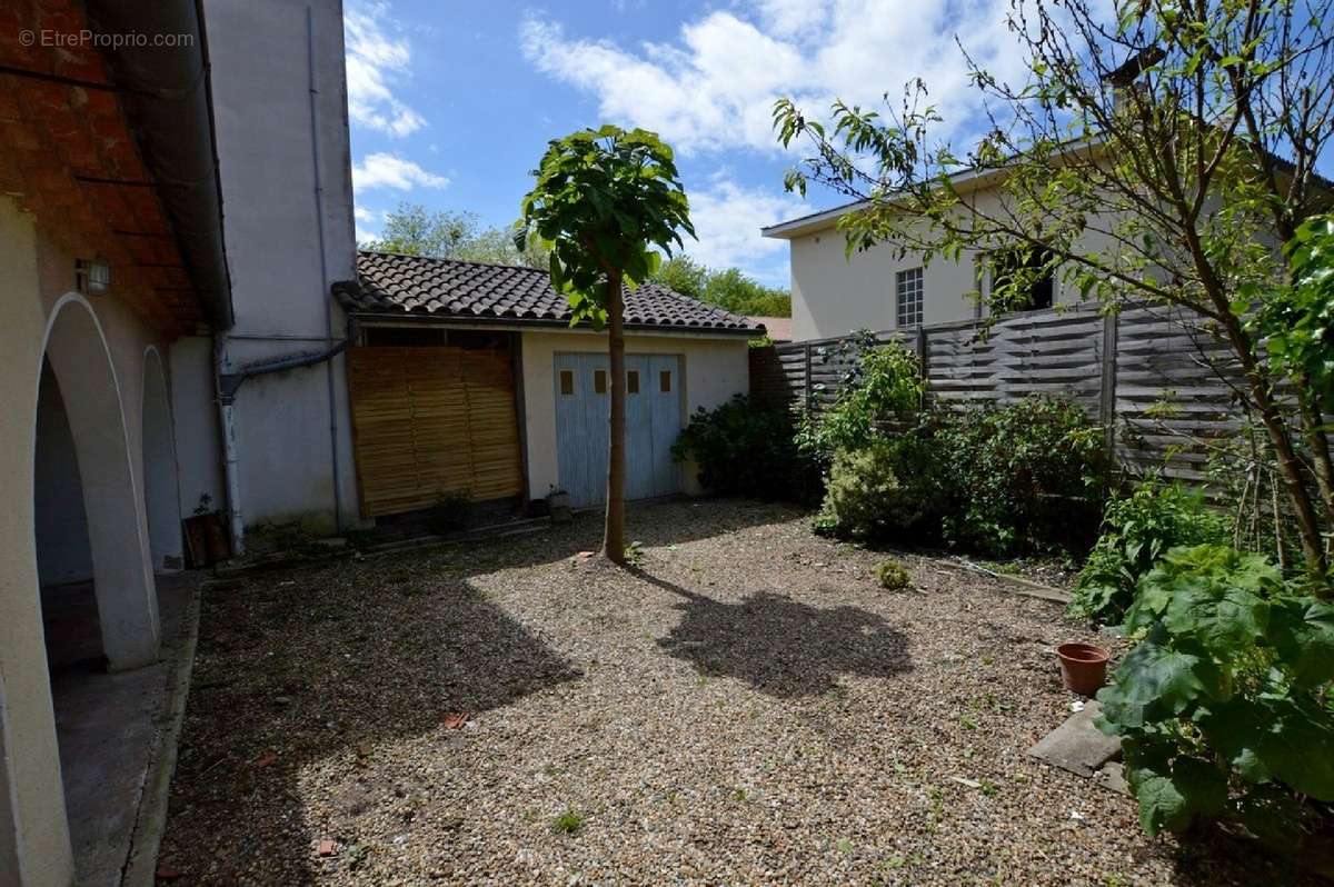 Maison à SAINTE-FOY-LA-GRANDE