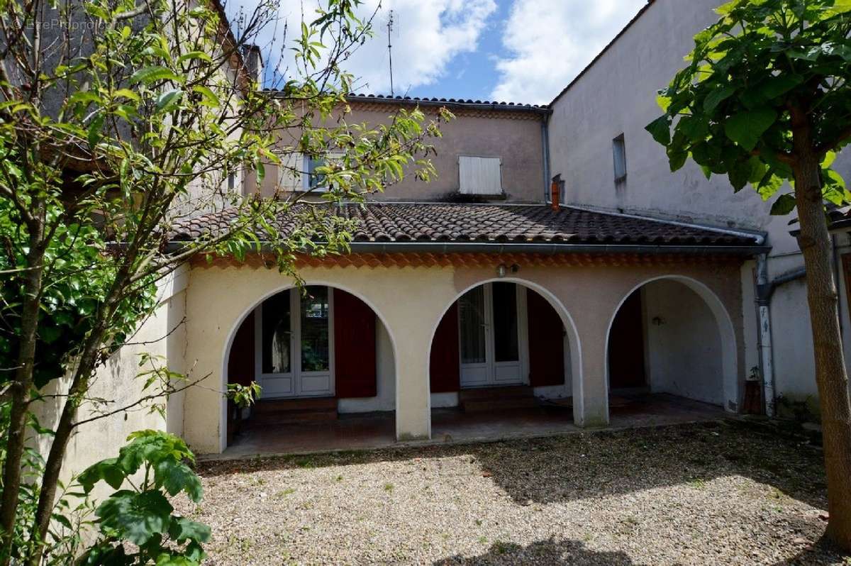 Maison à SAINTE-FOY-LA-GRANDE