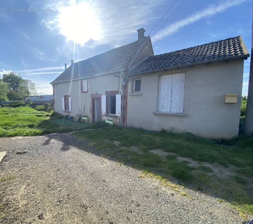 Maison à SAINT-LEON