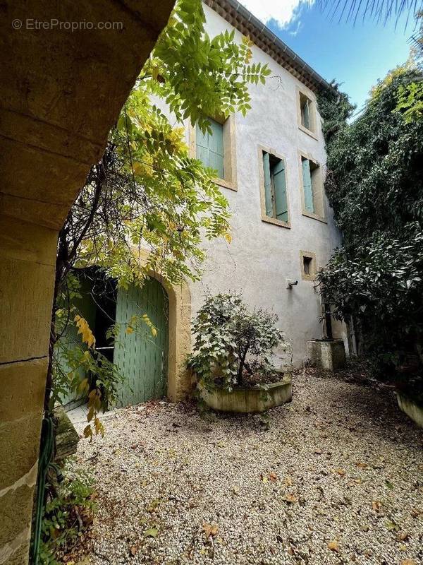 Maison à SAINT-THIBERY