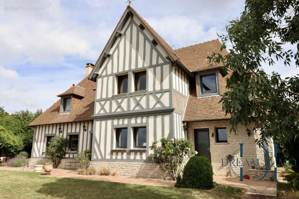 Maison à BOIS-JEROME-SAINT-OUEN