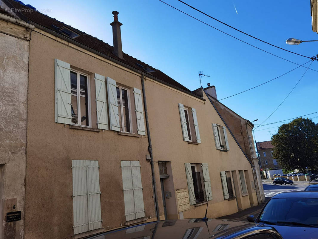 Appartement à COULOMMIERS