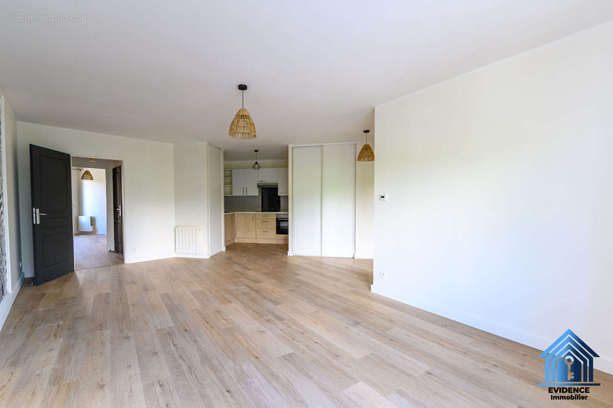 Appartement à DAMMARTIN-EN-GOELE